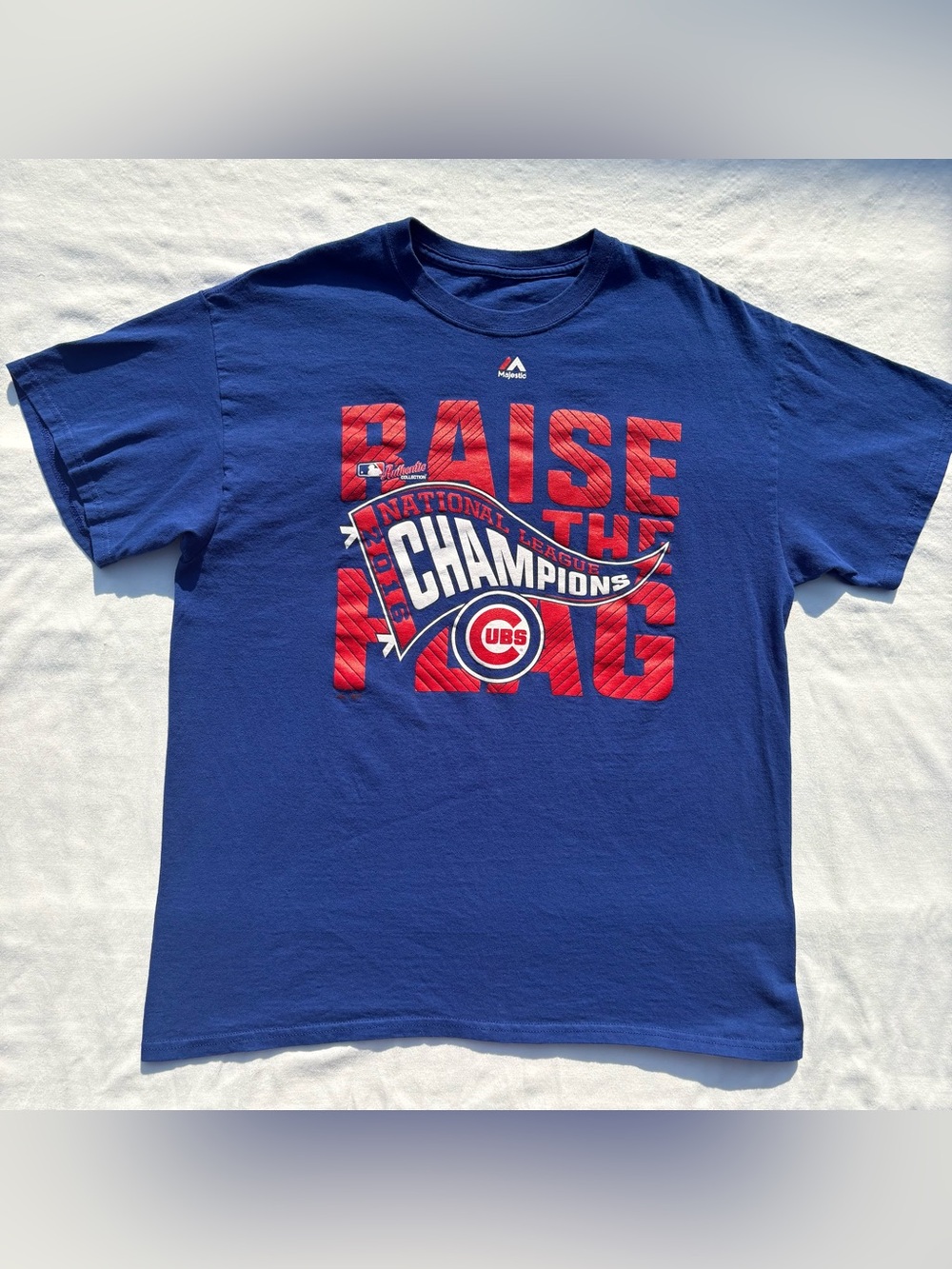 2016 Chicago Cubs NL Champions Raise the Flag Majestic T-Shirt size L